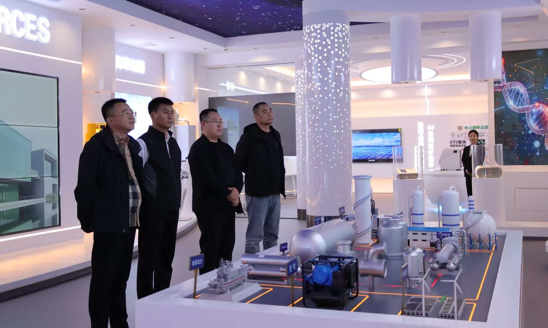 携手共探绿色发展新路径 | 鞍山鼎复晟耐火材料有限公司总经理高庆超一行莅临中科循环进行合作交流